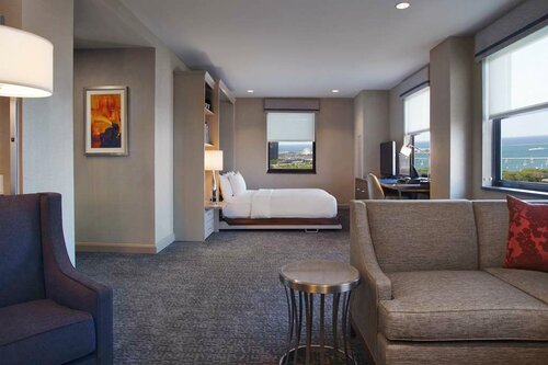 Гостиница Hilton Chicago в Чикаго
