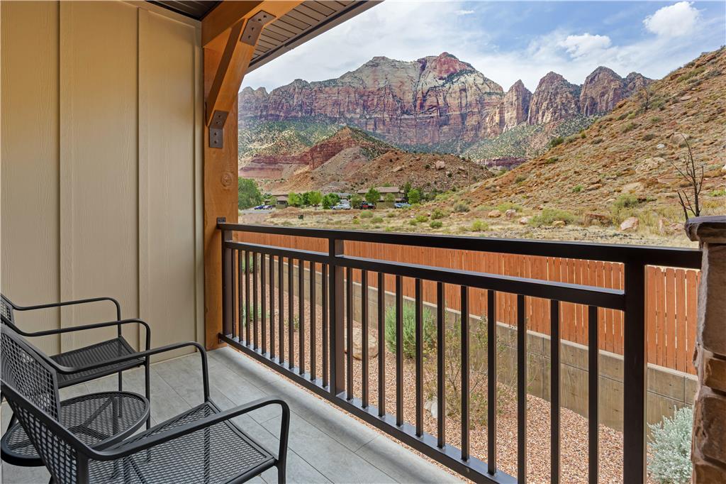 Фото Best Western Plus Zion Canyon Inn & Suites