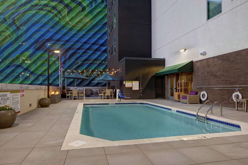 Фото Home2 Suites by Hilton Charlotte Uptown, Nc