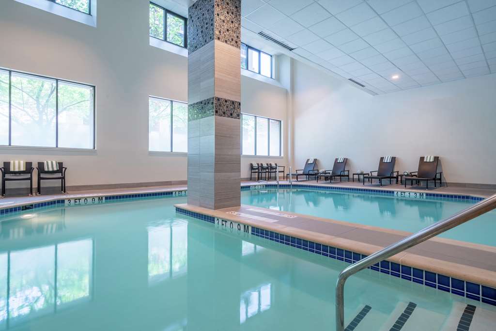 Фото Embassy Suites by Hilton Washington Dc Georgetown