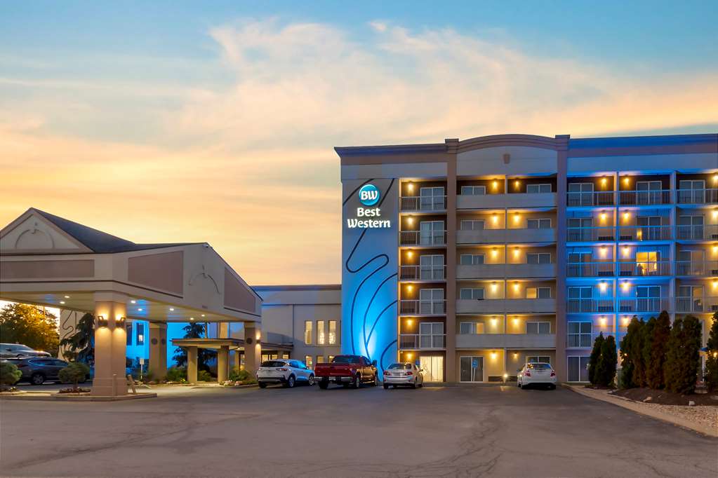 Фото Best Western Kirkwood Inn