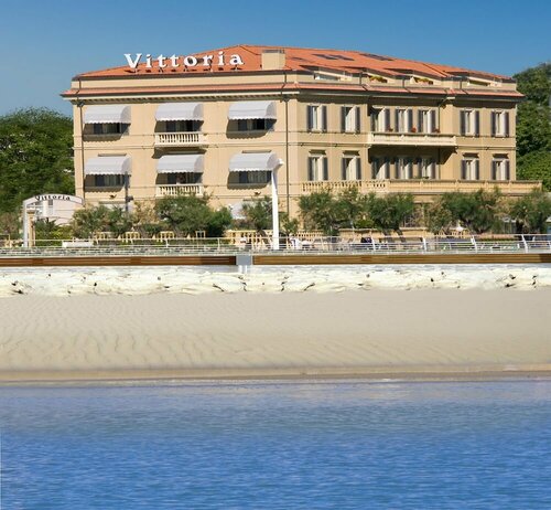 Гостиница Grand Hotel Vittoria в Пезаро