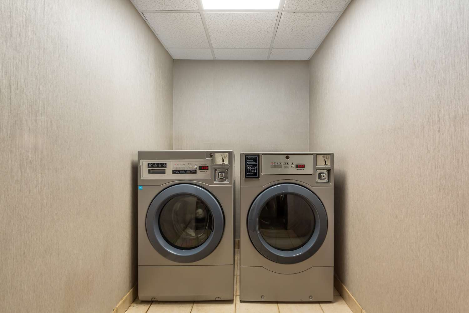 Фото Best Western Braintree Inn