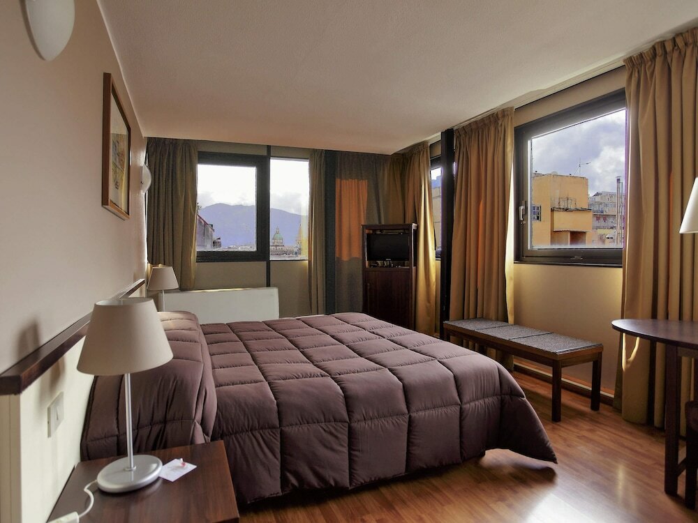 Фото Ibis Styles Palermo Cristal