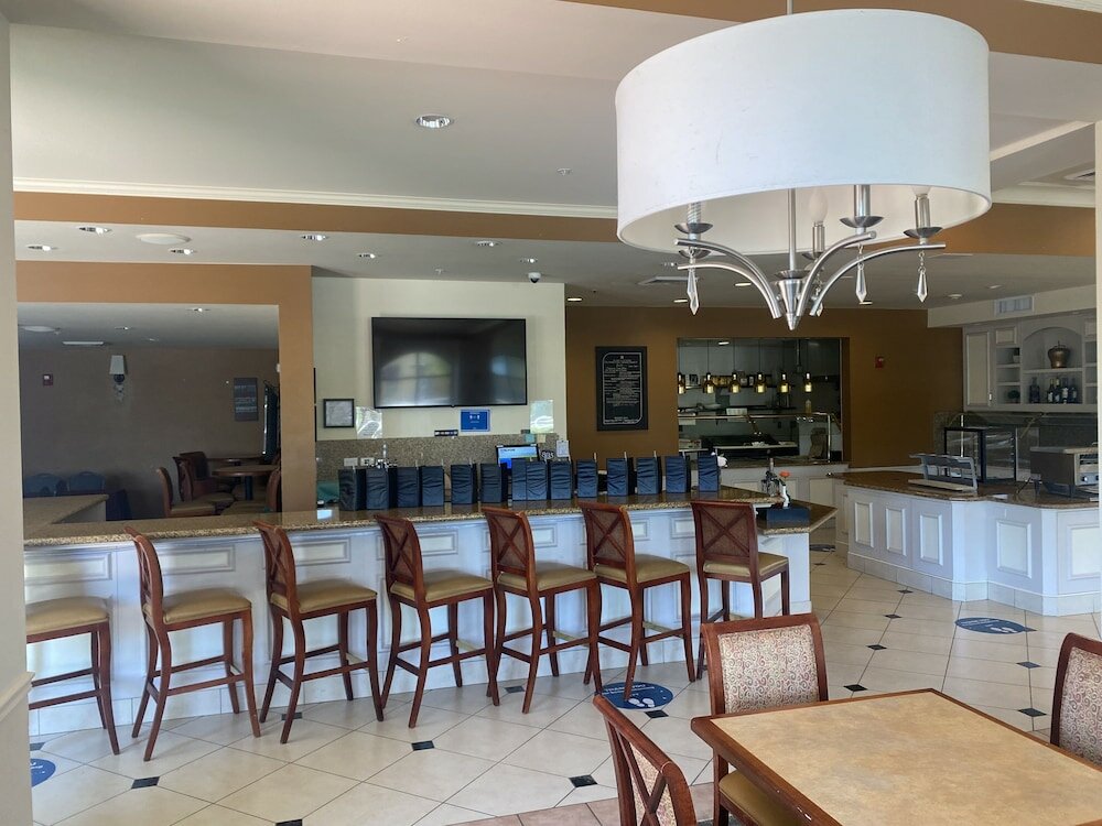 Фото Hilton Garden Inn Palmdale