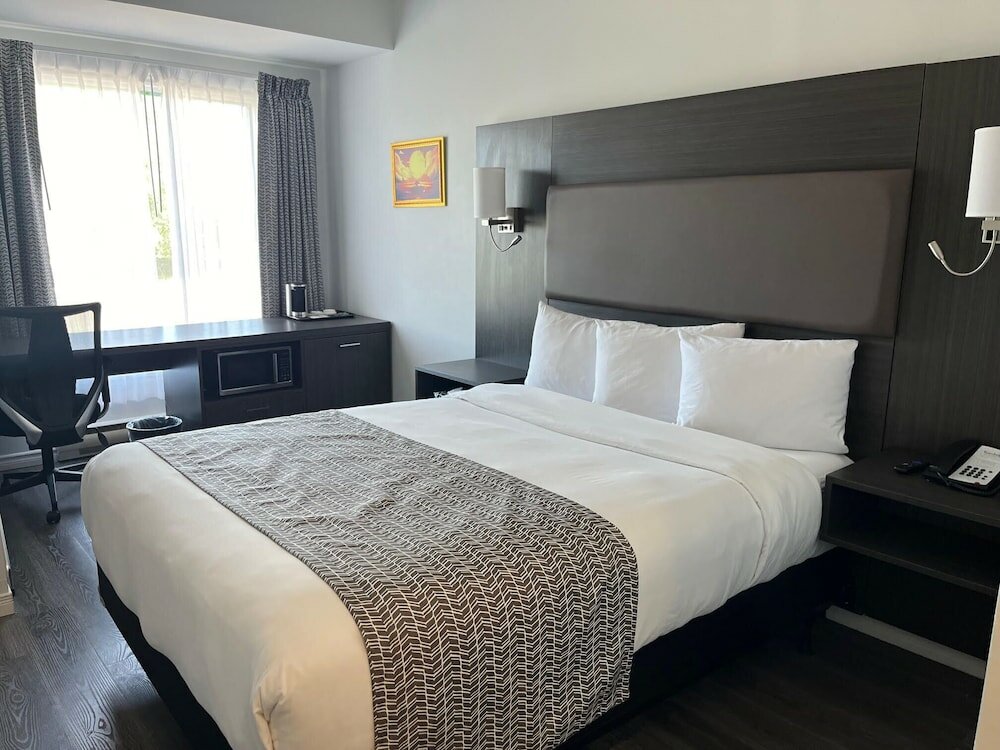 Фото Travelodge by Wyndham Rigaud