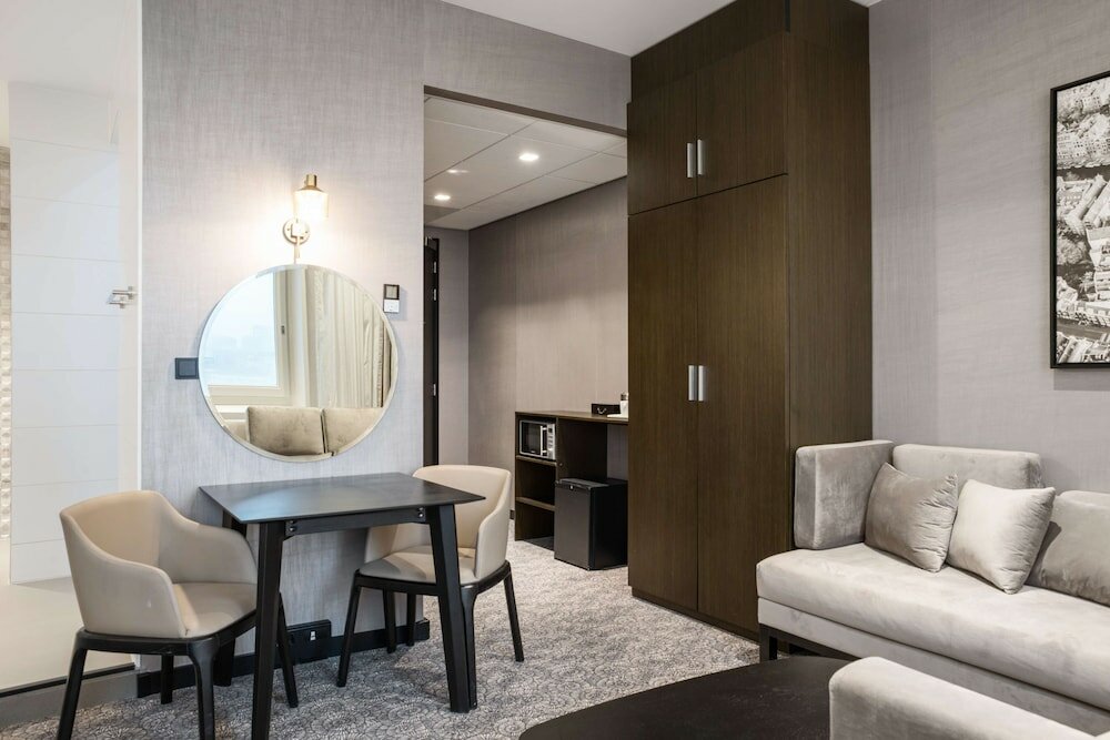 Фото Radisson Hotel & Suites Amsterdam South