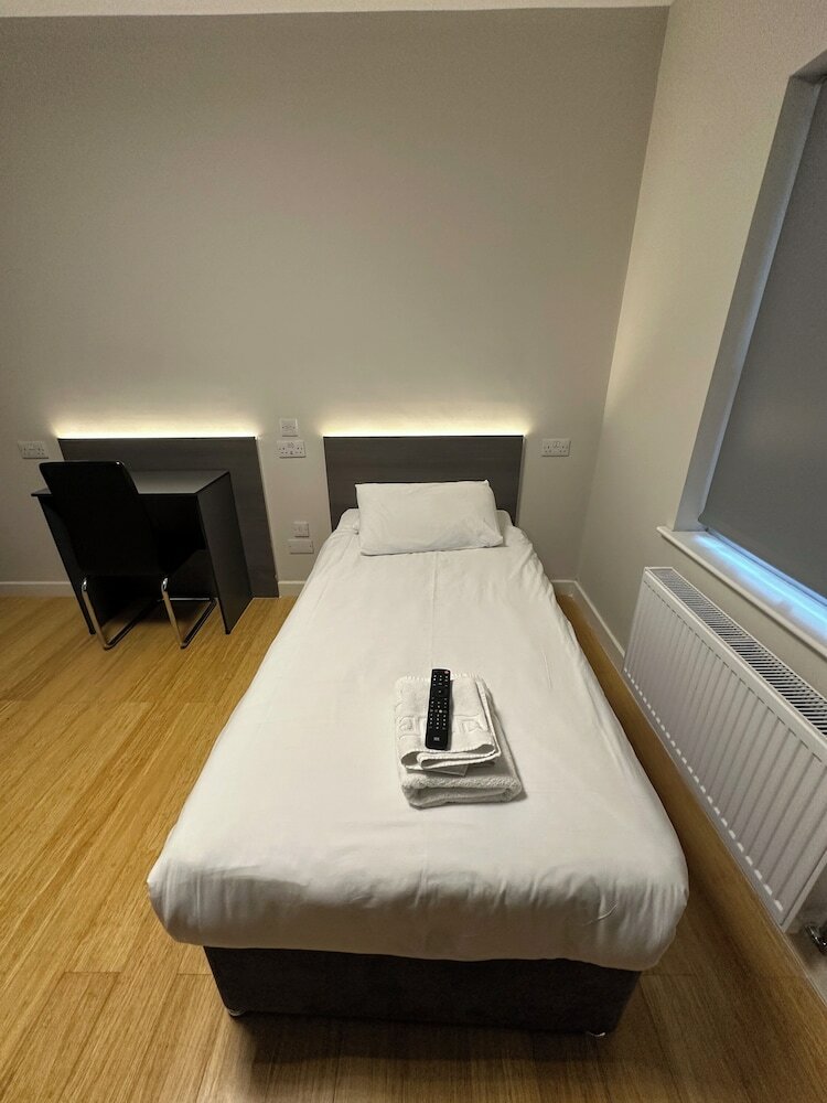 Фото Wendover Arms Hotel