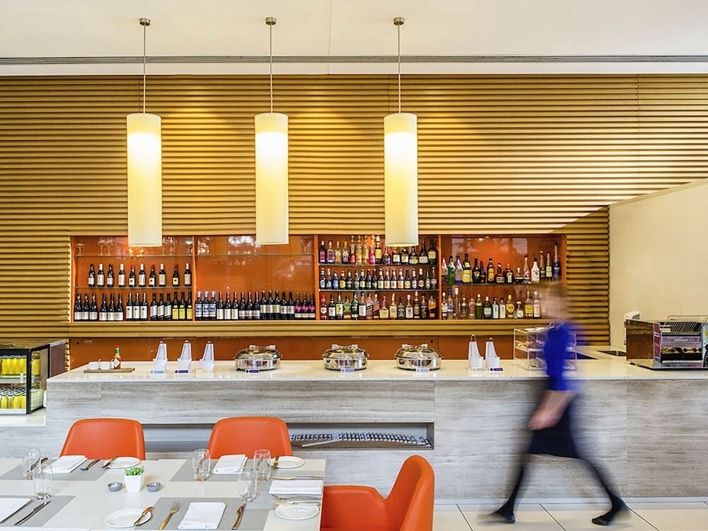 Фото Novotel Newcastle Beach