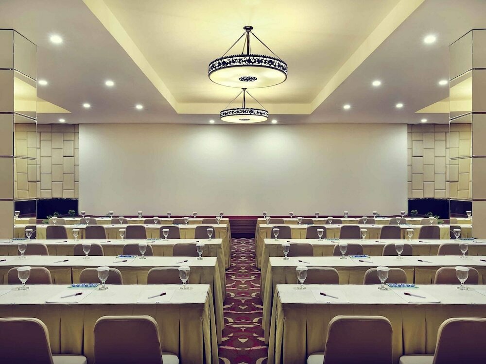 Фото Mercure Pontianak City Center