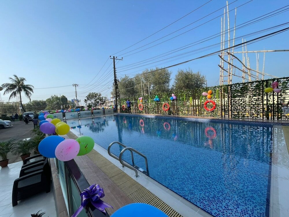 Фото Hotel Kollol by J & Z Group