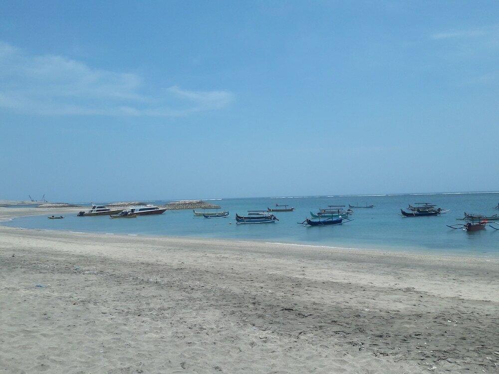 Фото The Radiant Hotel