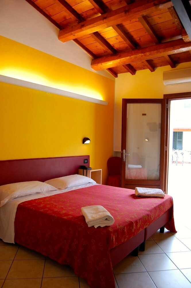 Фото Abbazia Bed & Breakfast