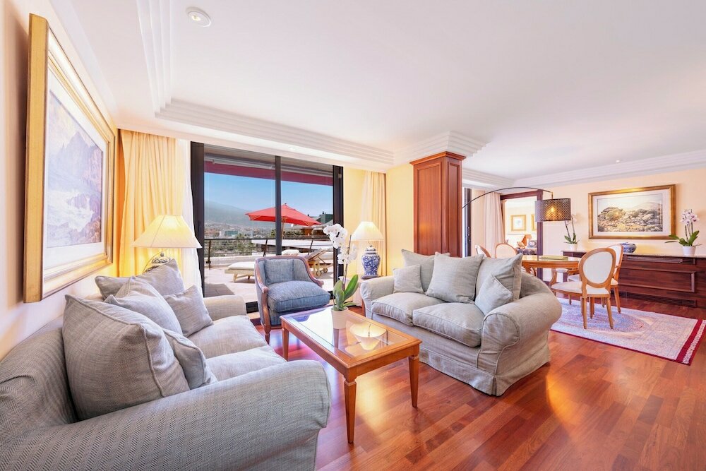 Фото Отель Botanico & The Oriental Spa Garden