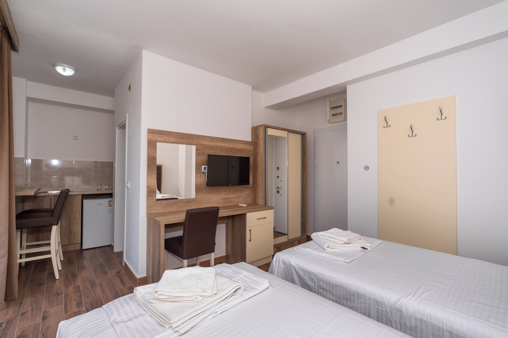 Фото Hotel Pharos