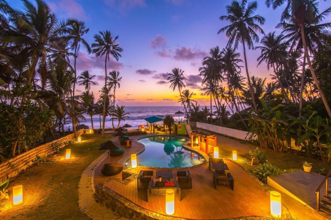 Фото Mask and Tide