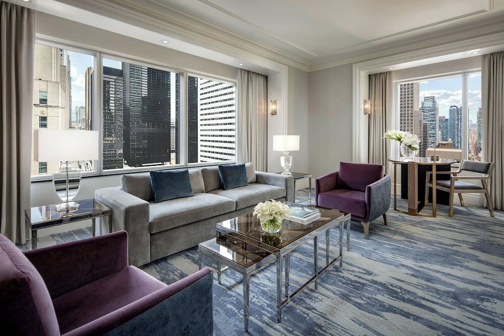 Фото The St. Regis Toronto