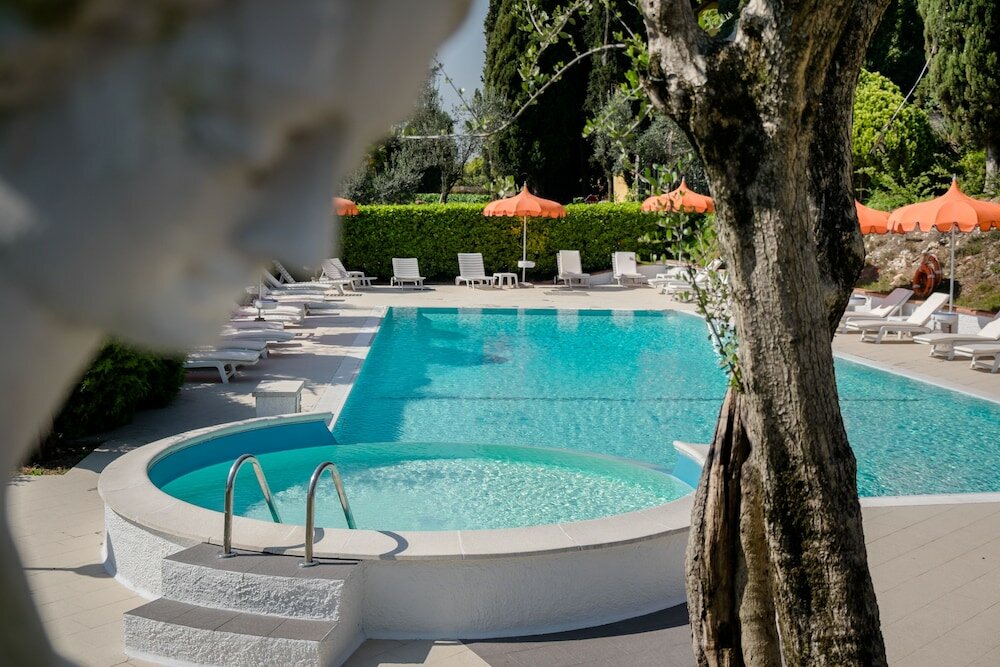 Фото Hotel Mon Repos