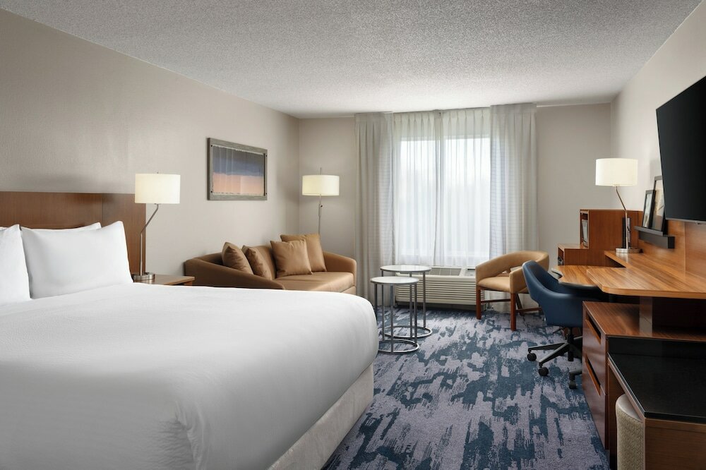 Фото Fairfield Inn by Marriott Orlando Airport
