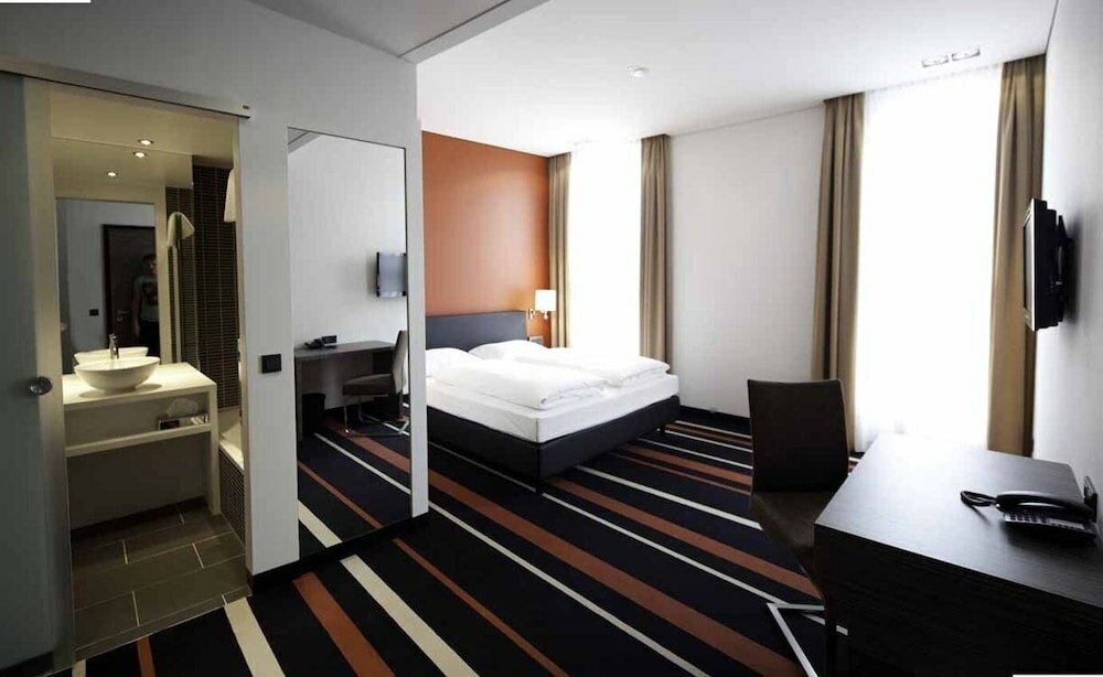 Фото Enso Hotel