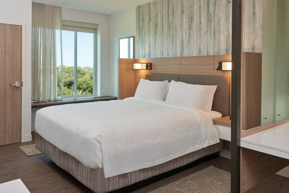 Фото SpringHill Suites by Marriott Orlando Lake Nona