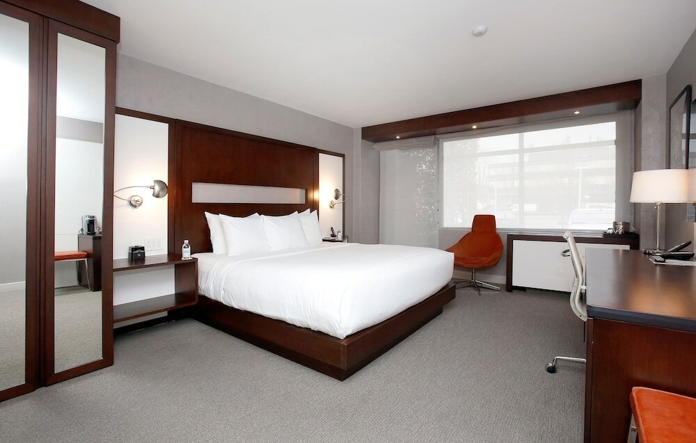 Фото J House Greenwich