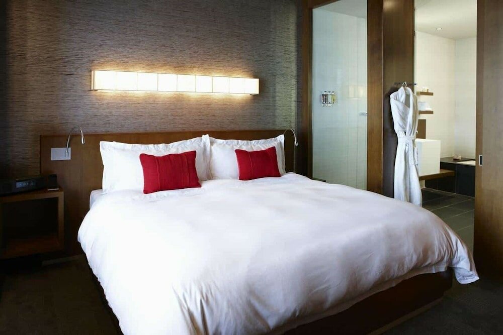 Фото Le Germain Hotel Toronto
