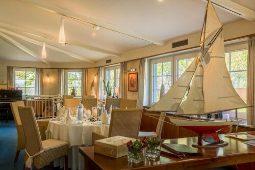 Гостиница Hotel & Restaurant Schewe в Лене
