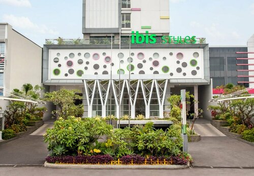 Внешний вид отеля Ibis Styles Malang в Маланге, фото 2