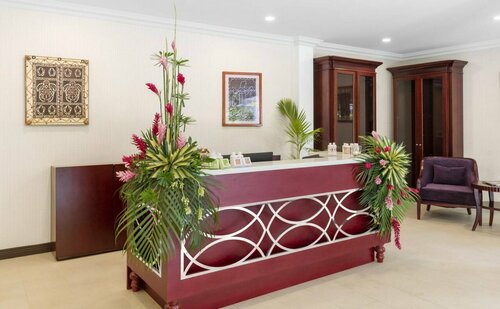 Гостиница Sheraton Samoa Aggie Grey's Hotel & Bungalows в Самоа