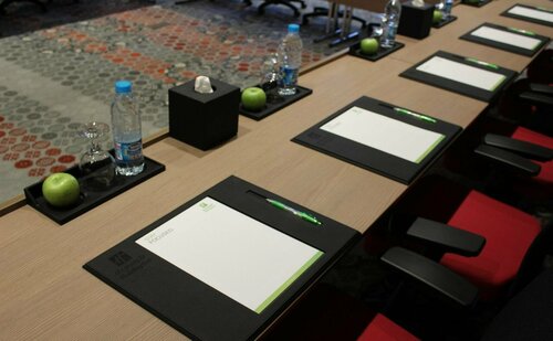 Гостиница Holiday Inn Jeddah Getaway в Джидде