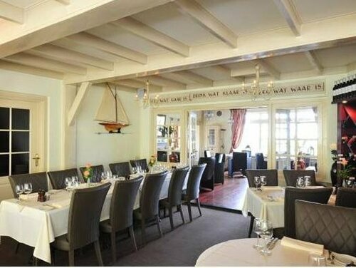 Гостиница Hotel-Restaurant 't Streefkerkse Huis в Заутеланде