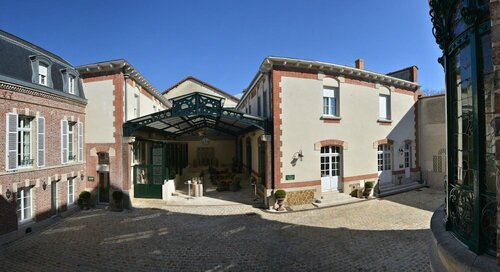 Внешний вид отеля Hotel Castel Jeanson в Аÿ-Шампани, фото 1