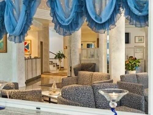 Внешний вид отеля Hotel Gimm в Сан-Микеле-аль-Тальйаменто, фото 2