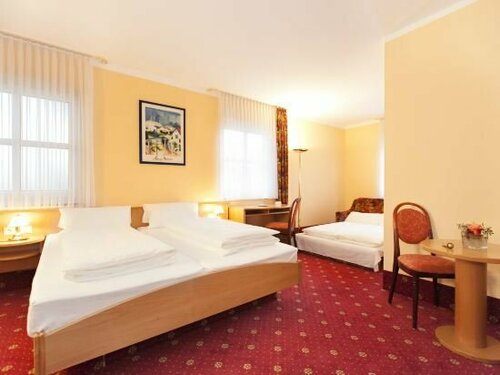 Гостиница Hotel-Restaurant Breitenbacher Hof в Хюрте