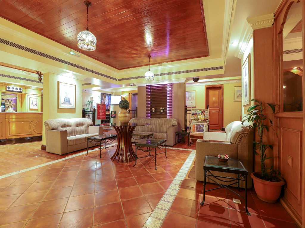 Oyo 328 City Plaza Hotel - 18
