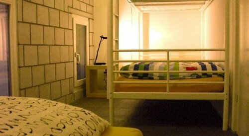 Гостиница Hostel Tabakhuesli в Райнфельдене