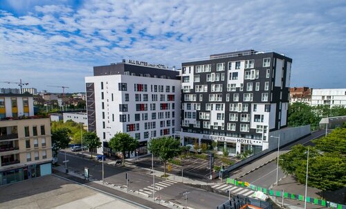 Гостиница All Suites Appart Hotel Choisy Le Roi в Ножан-сюре-Марне