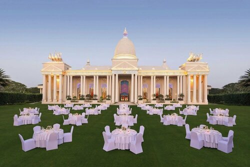 Гостиница Sheraton Grand Palace Indore в Девасе