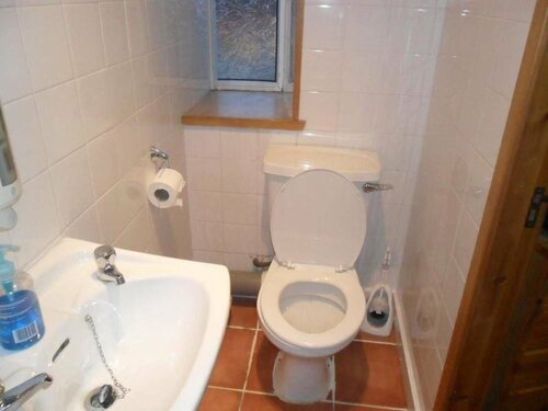 Хостел Sandra's Backpackers Hostel в Терсо