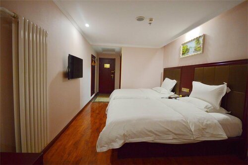 Гостиница GreenTree Inn ShaanXi HanZhong Railway Station BeiYiHuan Road Express Hotel в Ханьчжуне