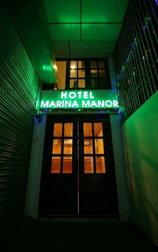 Hotel Marina Manor