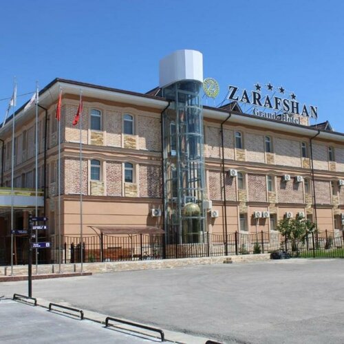 Гостиница Zarafshan Grand Hotel в Навои