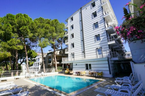 Cicek Apart Hotel