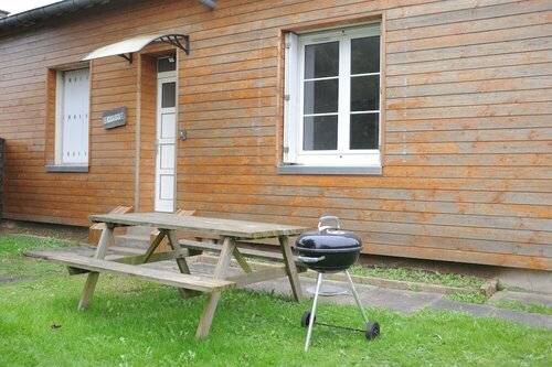 Гостиница Hébergements le Camp D'auneau - Le Clos du Camp в Шартре