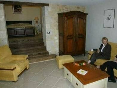 Гостиница Logis Hostellerie des Ducs в Марманде