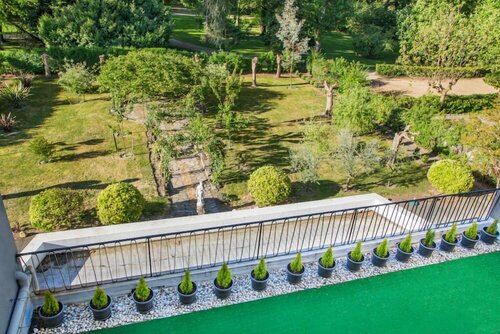 Гостиница Hotel La Roseraie в Кондоне