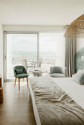 Гостиница Thalasso Hotel Les Coralines в Ла-Гран-Мот