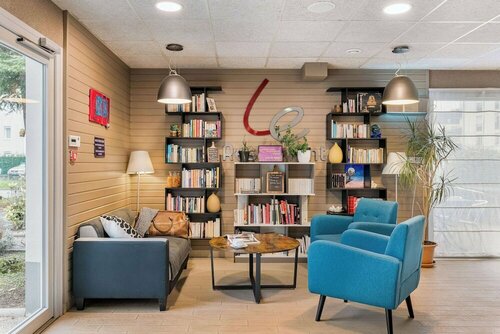 Гостиница Hotel Campanile Geneve - Aeroport/palexpo в Ферне-Вольтере