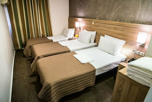 Гостиница Anita Hotel в Пирее